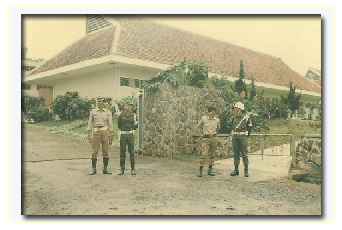1975 -Pembangunan Kampus Pertama