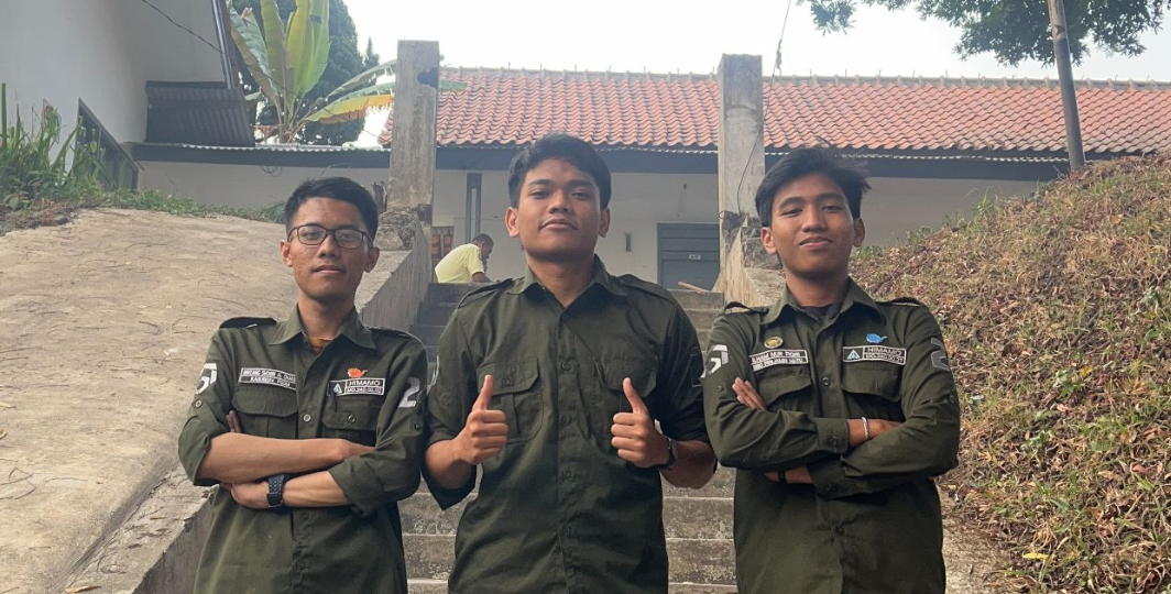 Tak Berhenti pada Ide, Tim Polman Bandung Tuntaskan Langkah dengan Juara 1 IoT 